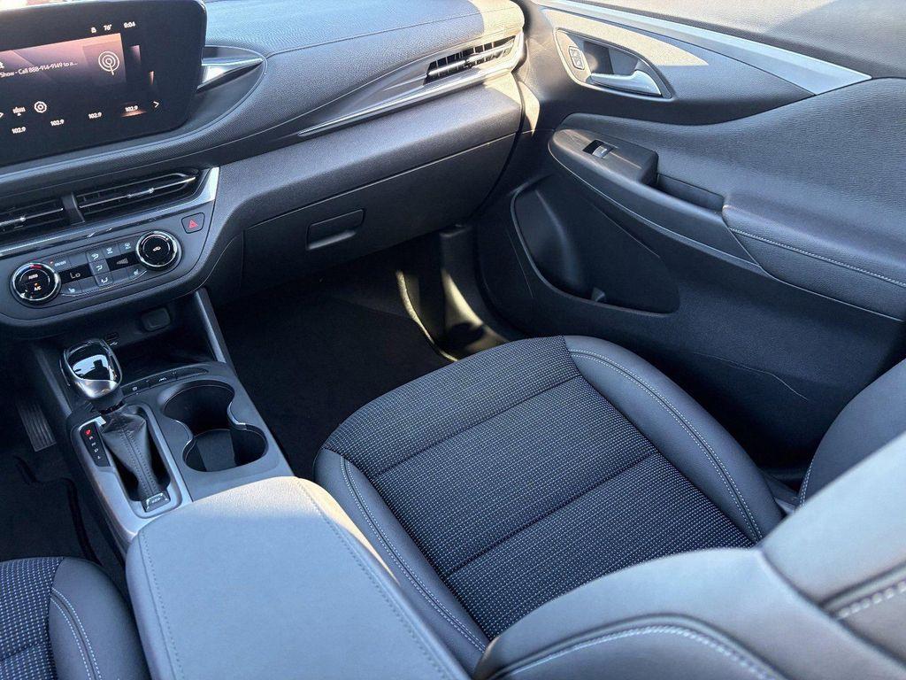 used 2026 Buick Envista car, priced at $22,996