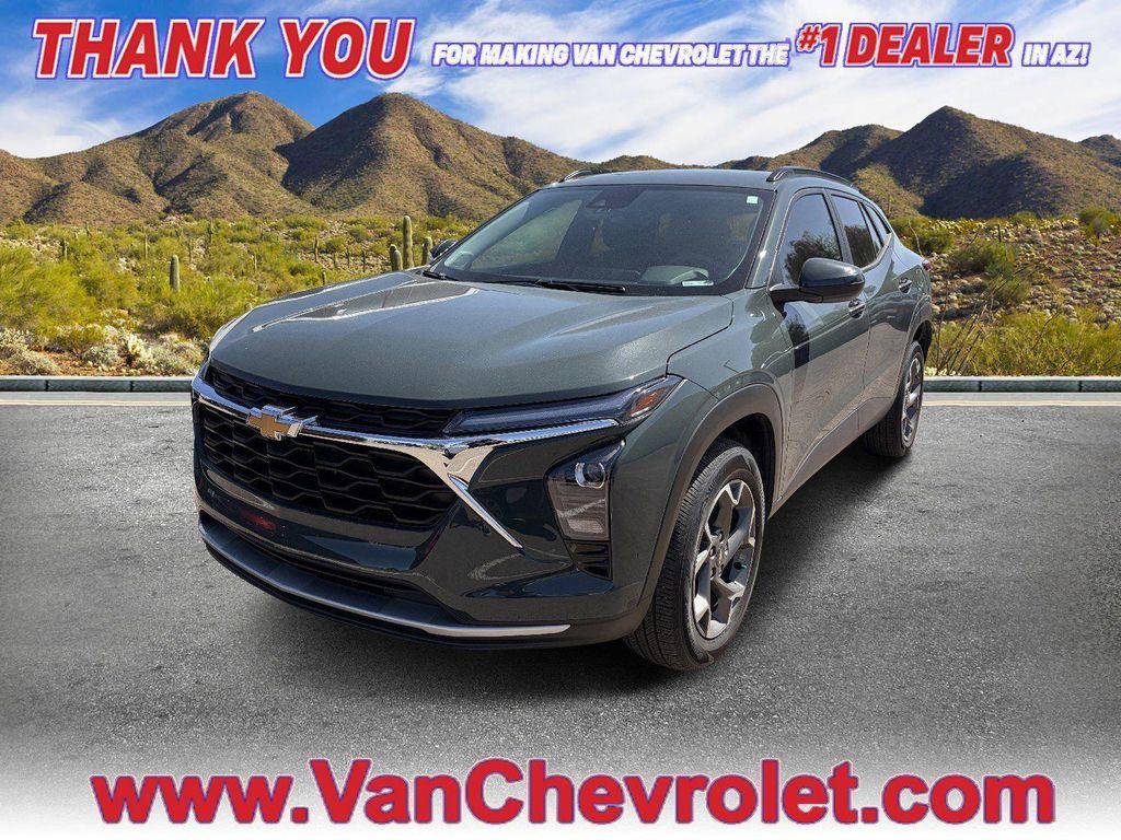 used 2025 Chevrolet Trax car, priced at $23,552