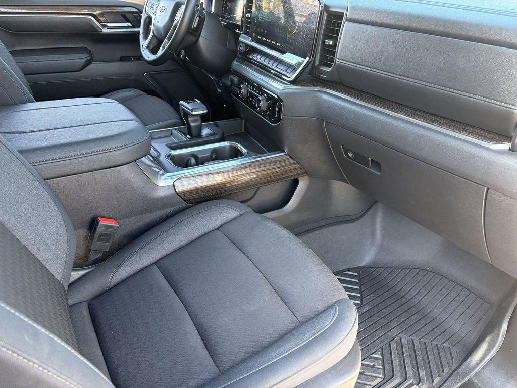 used 2025 Chevrolet Silverado 1500 car, priced at $51,996