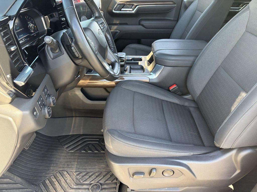 used 2025 Chevrolet Silverado 1500 car, priced at $51,996