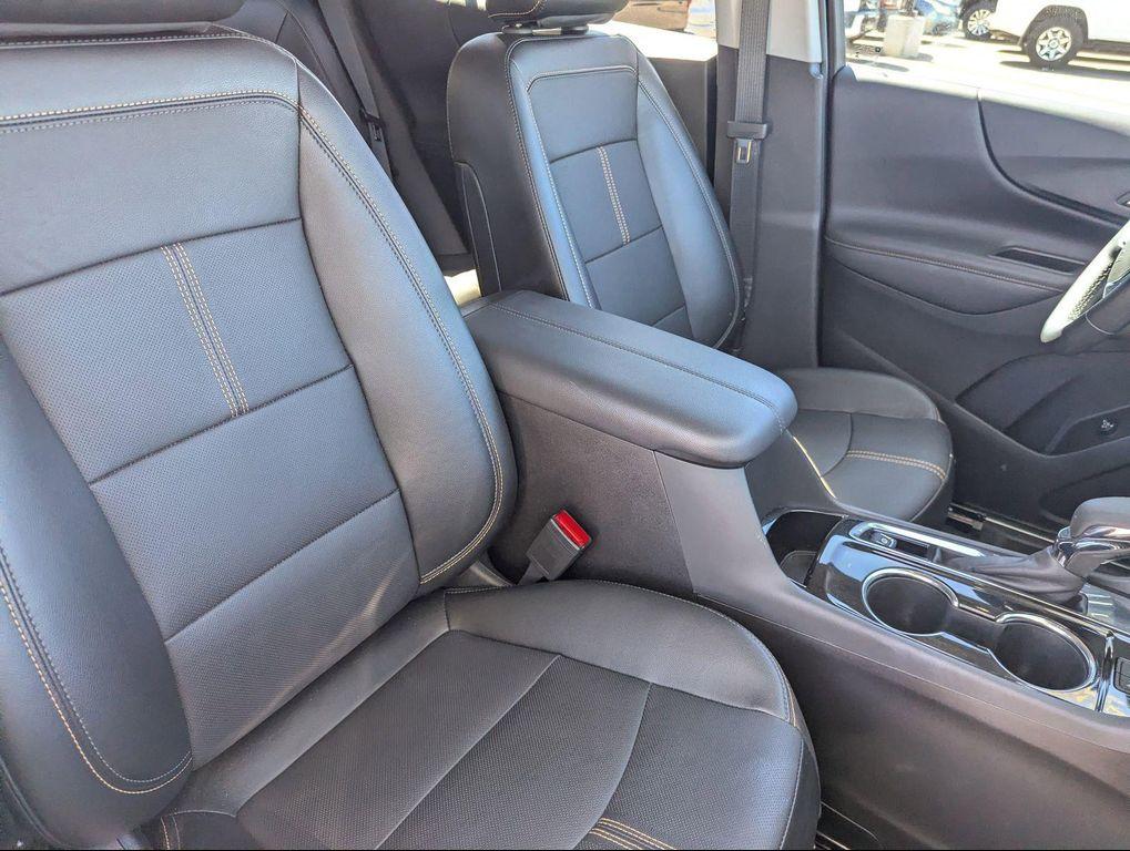 used 2024 Chevrolet Equinox car