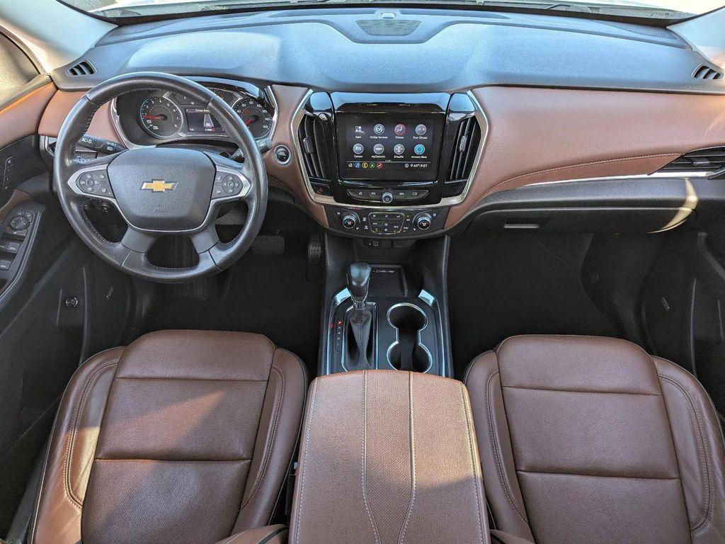 used 2021 Chevrolet Traverse car, priced at $27,449