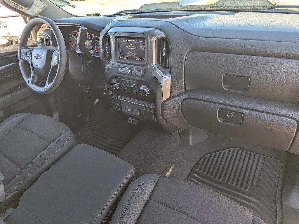 used 2024 Chevrolet Silverado 1500 car, priced at $37,642