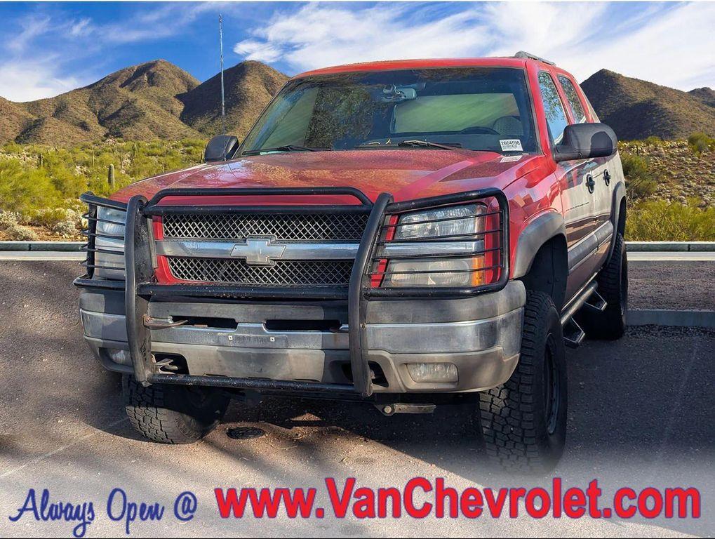 used 2003 Chevrolet Avalanche car, priced at $8,699