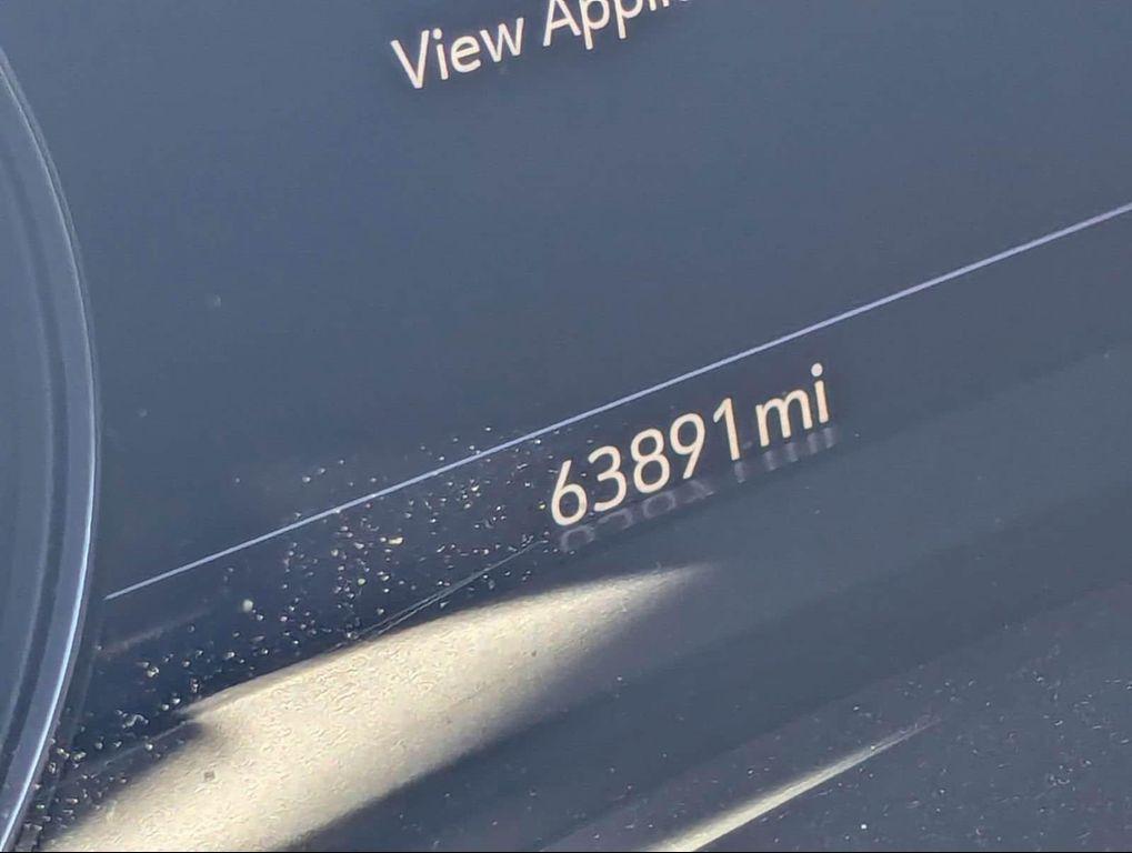 used 2021 Cadillac XT4 car, priced at $24,996