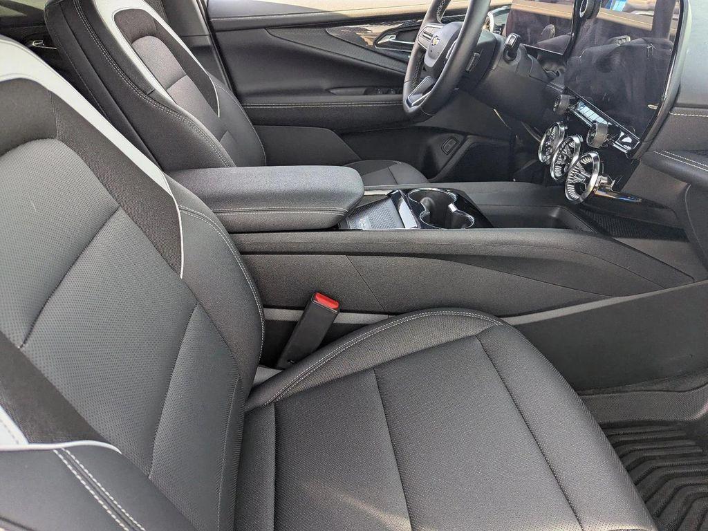 used 2025 Chevrolet Blazer EV car, priced at $30,927