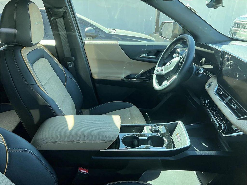 used 2026 Chevrolet Equinox car, priced at $30,569