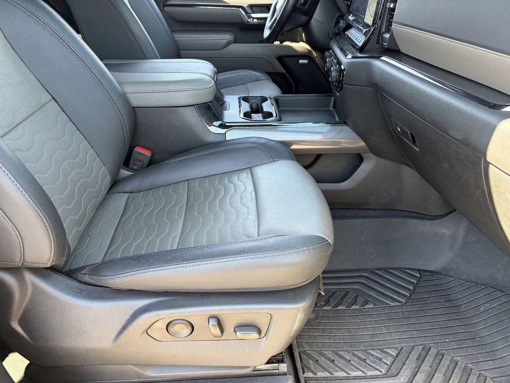 used 2024 Chevrolet Silverado 2500 car, priced at $75,295
