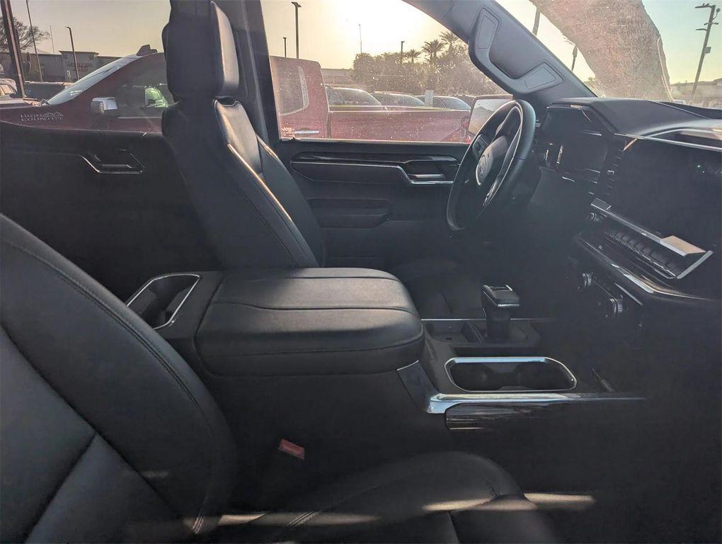 used 2023 GMC Sierra 1500 car, priced at $44,998