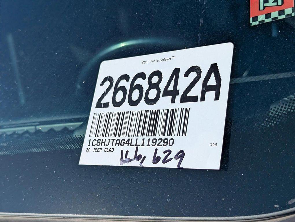 used 2020 Jeep Gladiator car, priced at $20,813