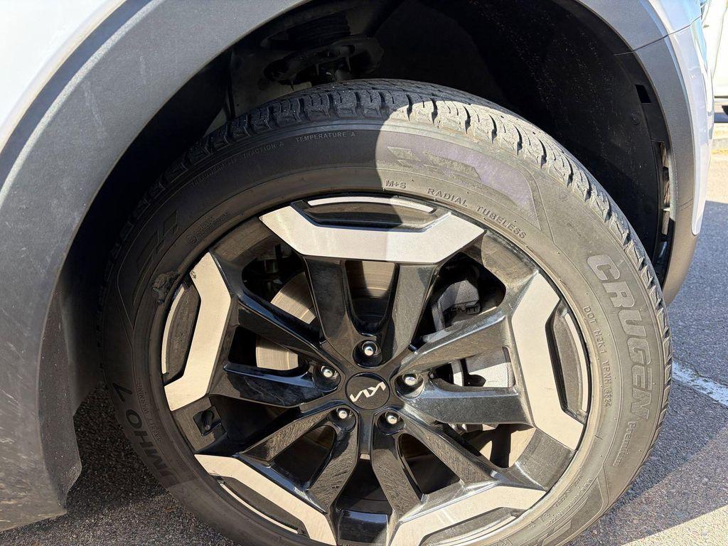 used 2025 Kia Telluride car, priced at $34,995
