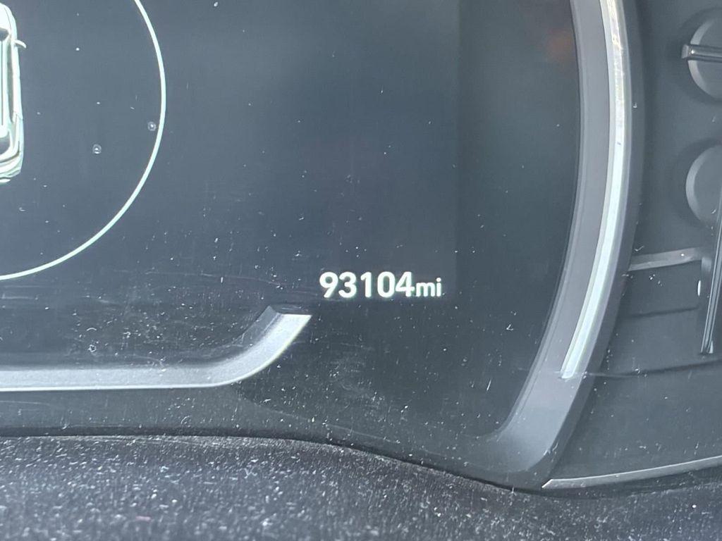 used 2020 Hyundai Santa Fe car, priced at $14,552