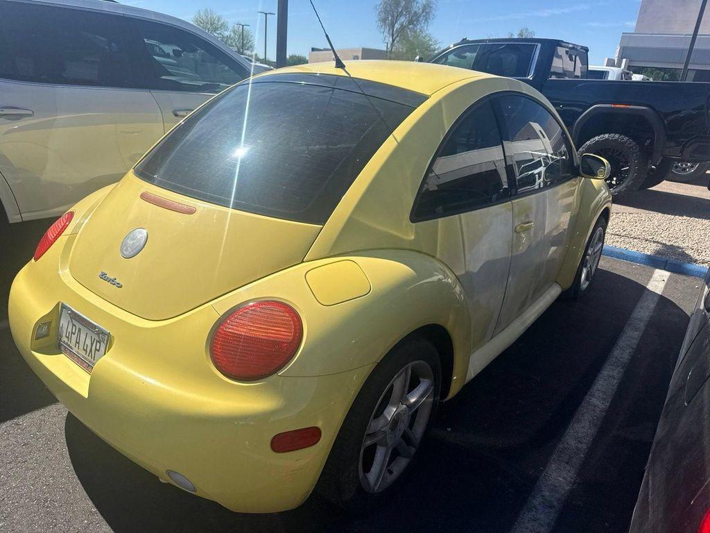 used 2005 Volkswagen New Beetle car