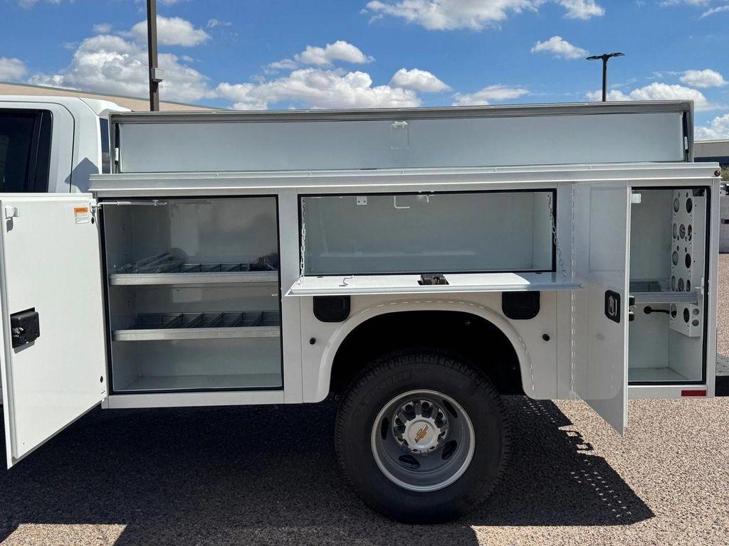 new 2024 Chevrolet Silverado 3500 car, priced at $52,403