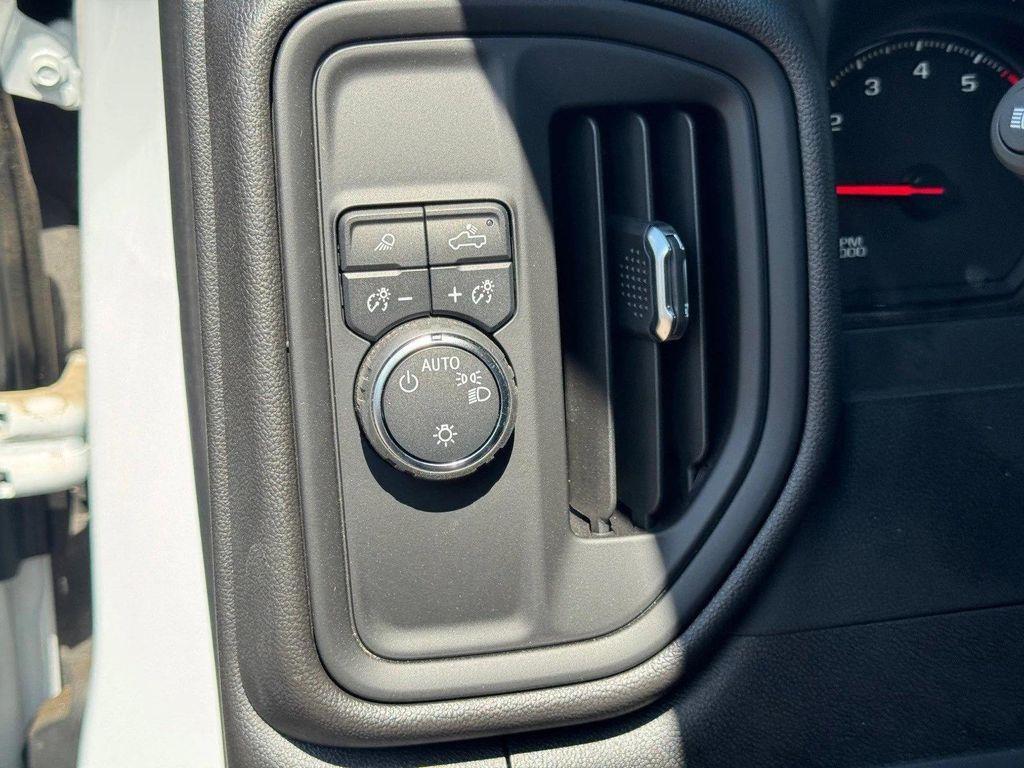 new 2024 Chevrolet Silverado 3500 car, priced at $52,403