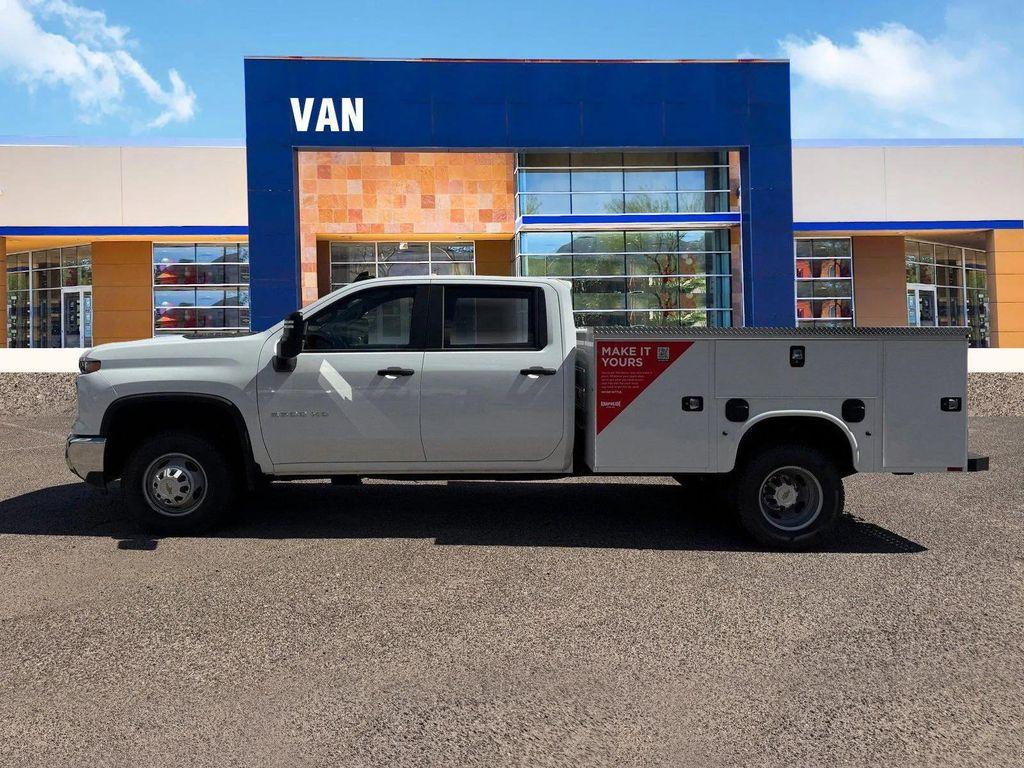 new 2024 Chevrolet Silverado 3500 car, priced at $50,403