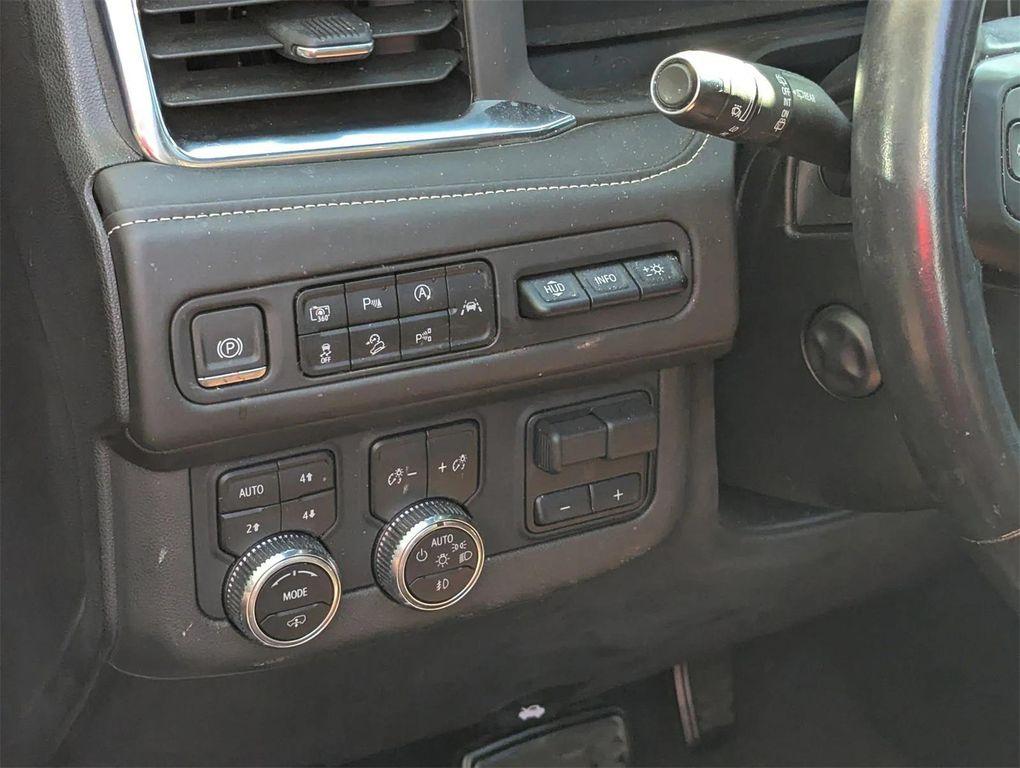 used 2023 GMC Yukon car, priced at $72,690