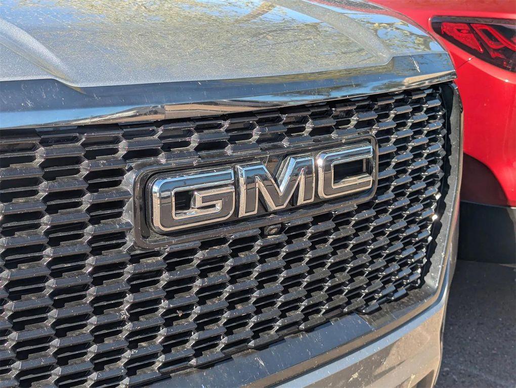 used 2023 GMC Yukon car, priced at $72,690
