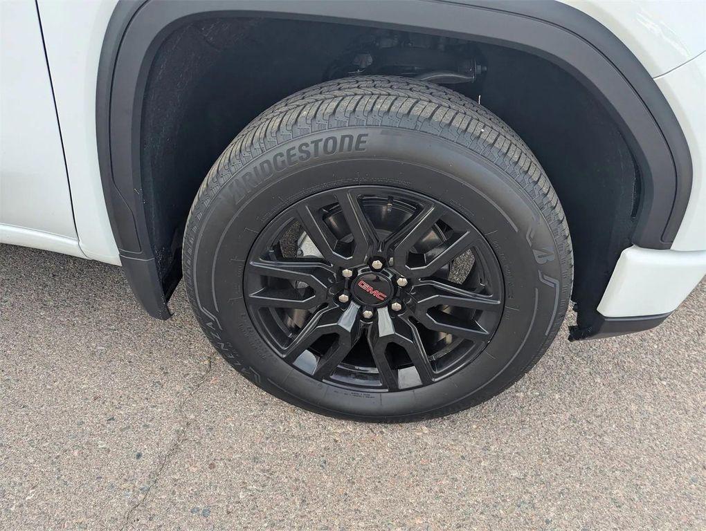 used 2025 GMC Sierra 1500 car, priced at $43,050
