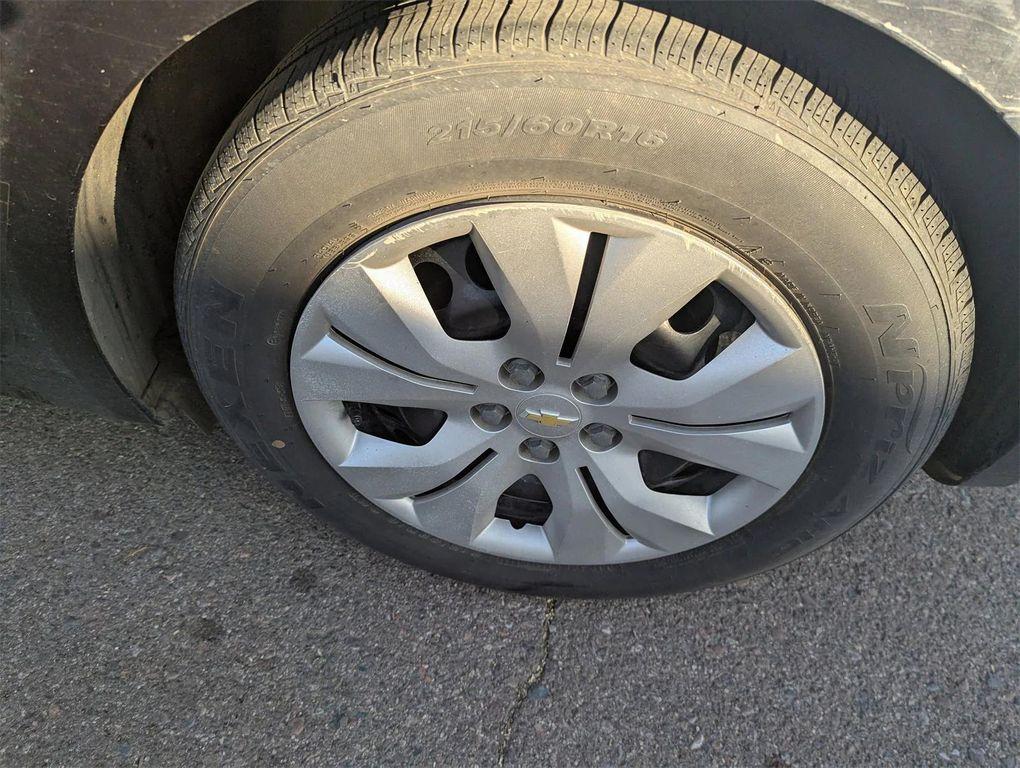 used 2015 Chevrolet Cruze car, priced at $4,998