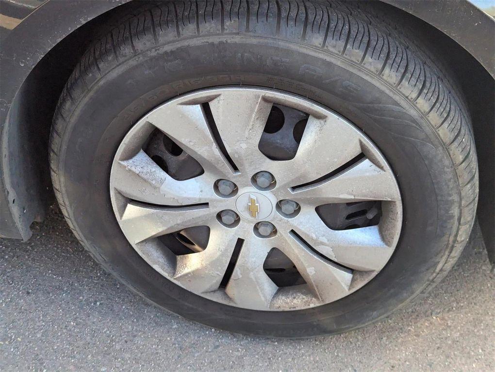 used 2015 Chevrolet Cruze car, priced at $4,998