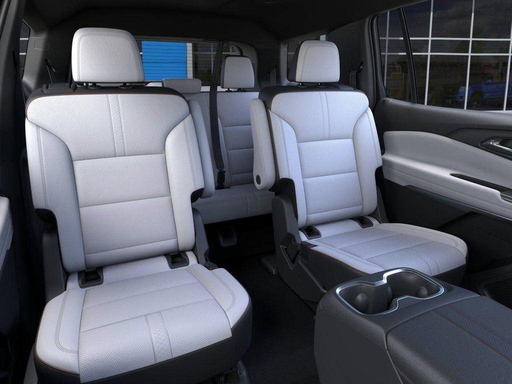 new 2026 Chevrolet Traverse car, priced at $55,065