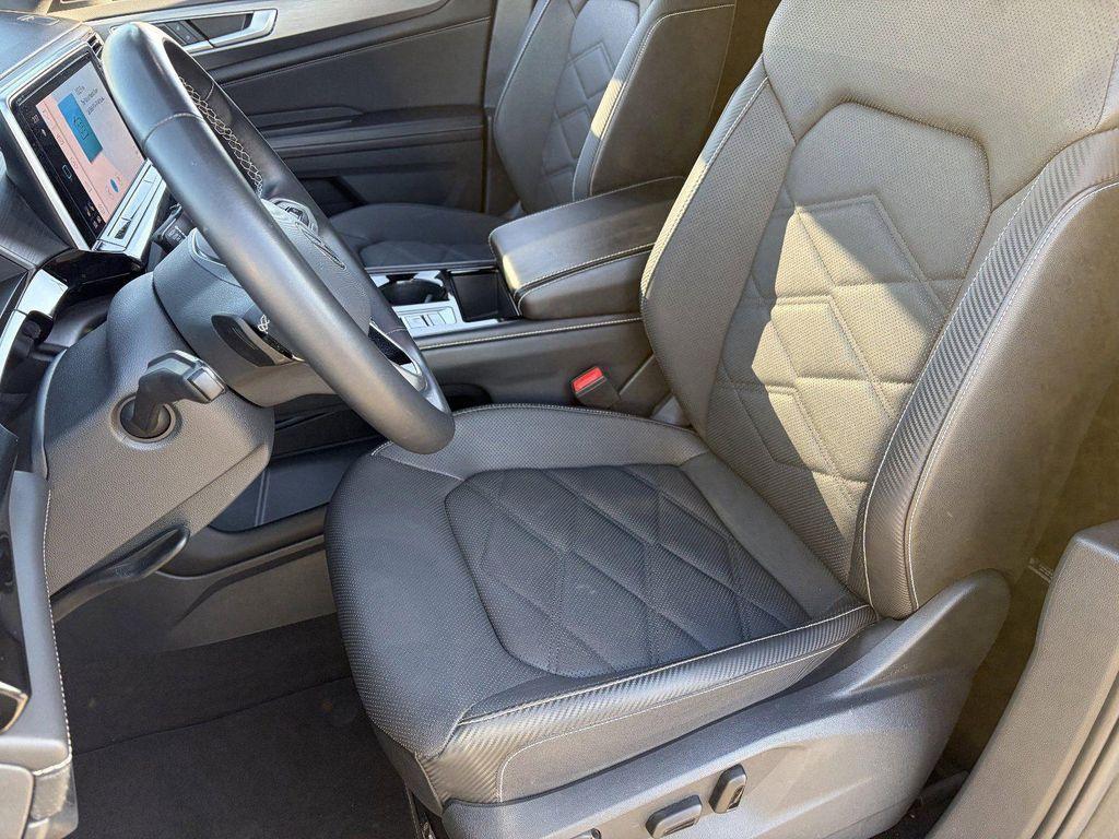 used 2024 Volkswagen Atlas Cross Sport car, priced at $28,997