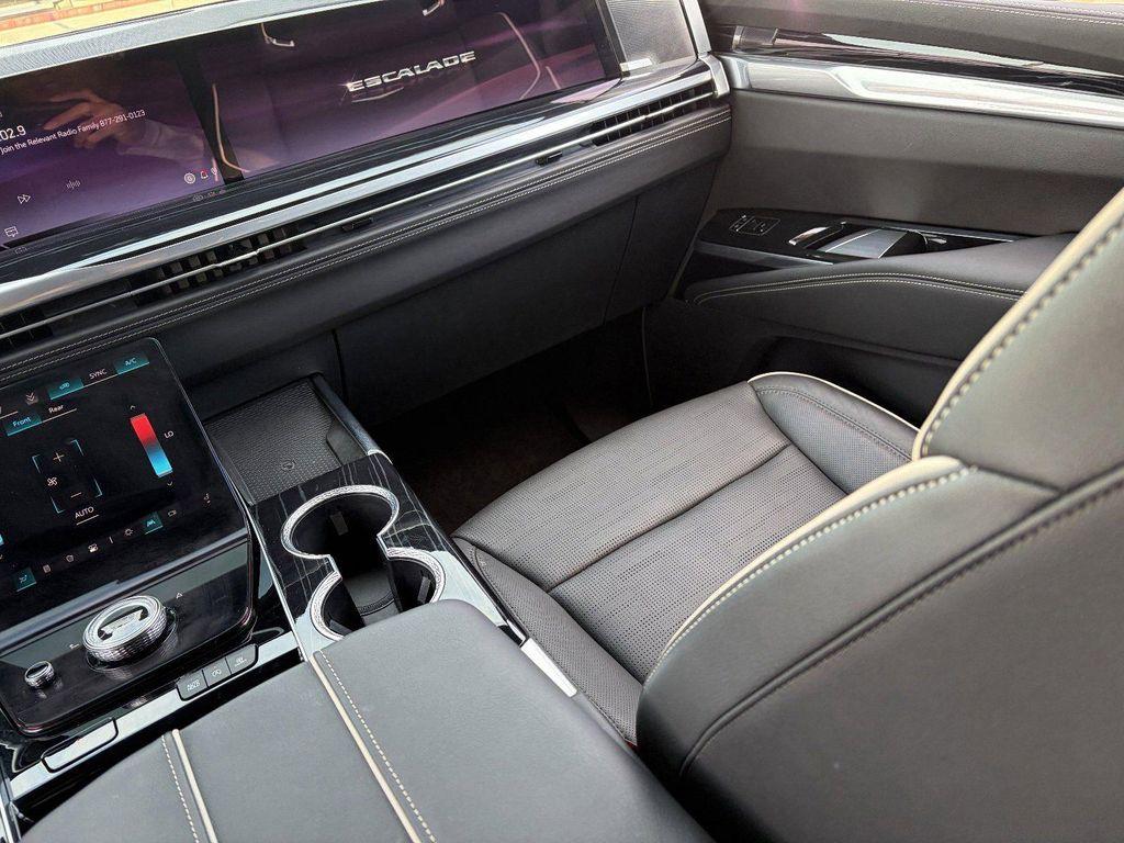 used 2026 Cadillac Escalade ESV car, priced at $119,038
