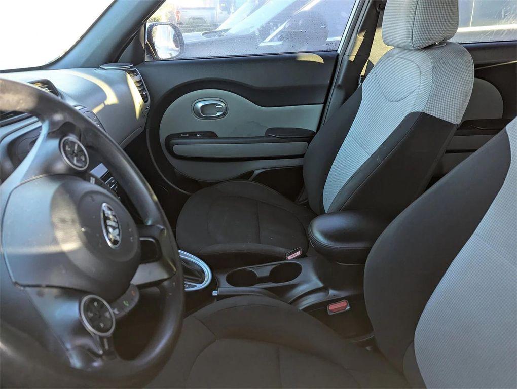 used 2018 Kia Soul car, priced at $10,556