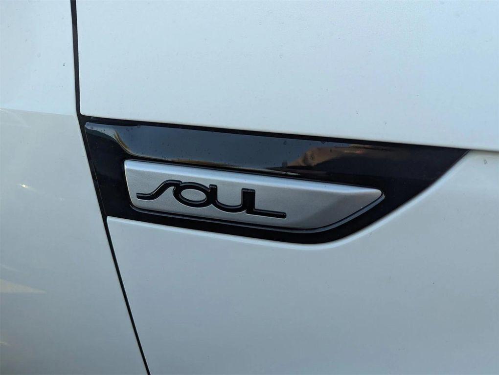 used 2018 Kia Soul car, priced at $10,556