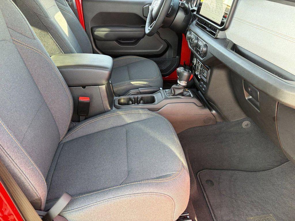 used 2025 Jeep Gladiator car, priced at $35,898