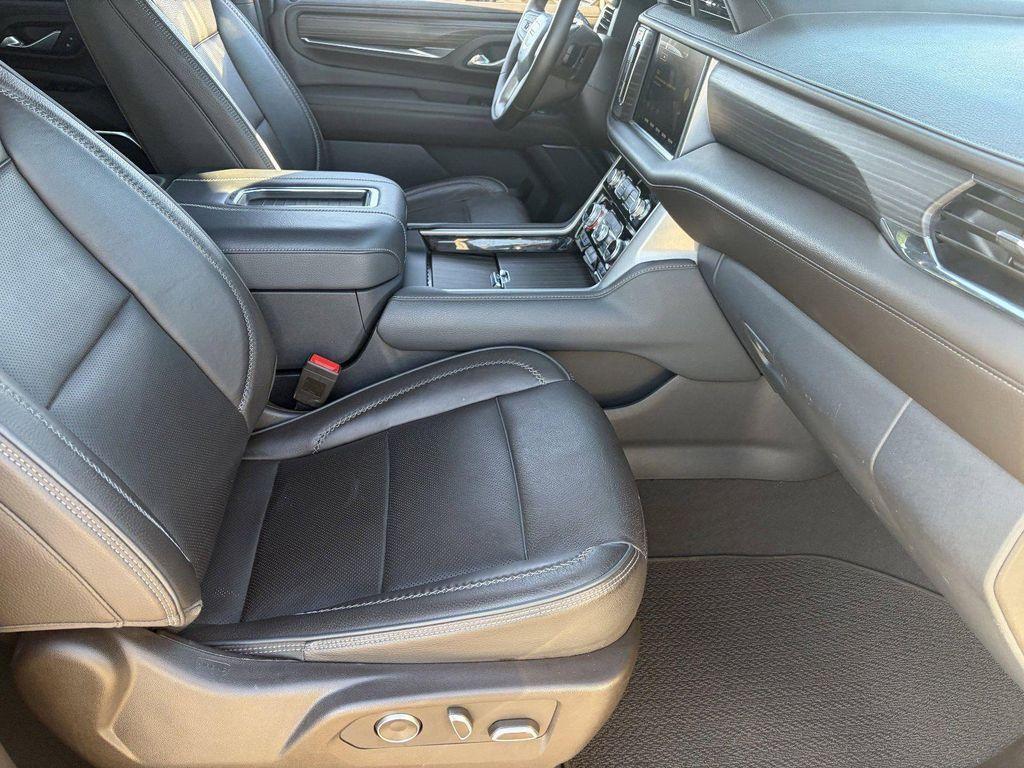 used 2023 GMC Yukon car, priced at $65,985