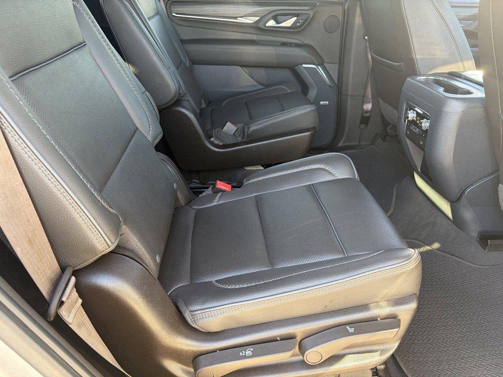 used 2023 GMC Yukon car, priced at $65,985