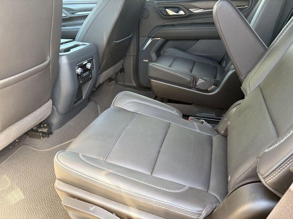 used 2023 GMC Yukon car, priced at $65,573