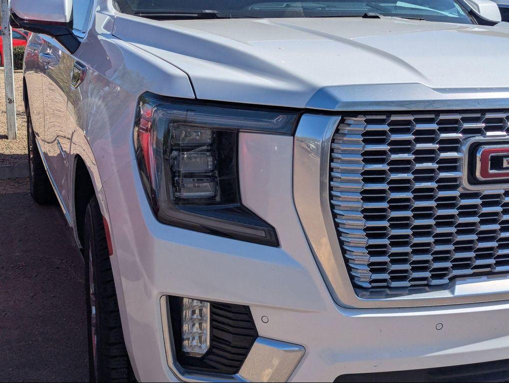 used 2022 GMC Yukon XL car, priced at $51,704