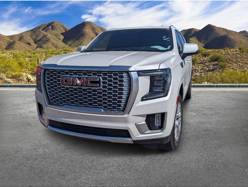 used 2022 GMC Yukon XL car, priced at $51,704