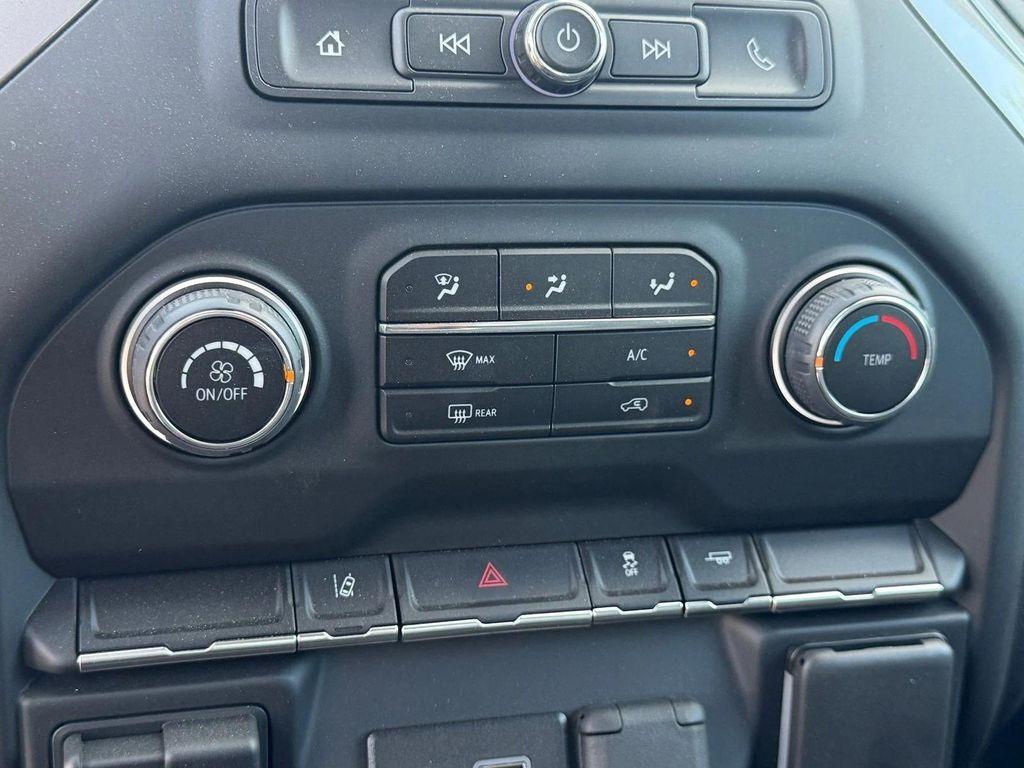 new 2024 Chevrolet Silverado 3500 car, priced at $52,403