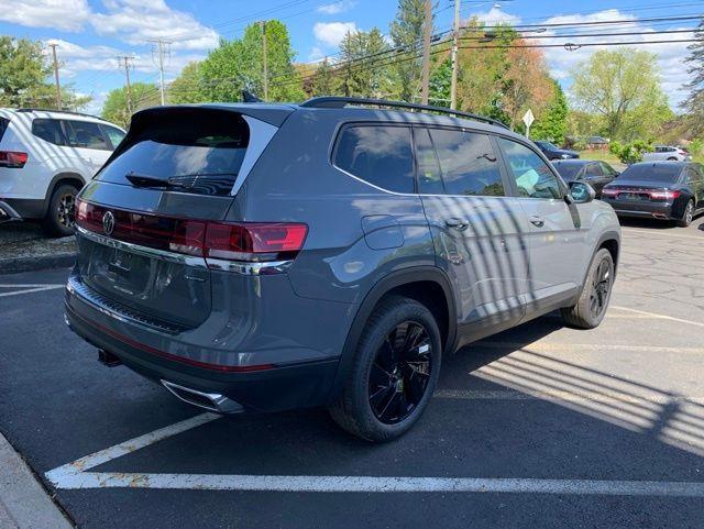 new 2026 Volkswagen Atlas car, priced at $51,413
