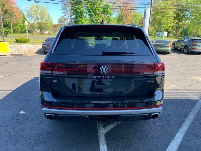 new 2026 Volkswagen Atlas car, priced at $50,423