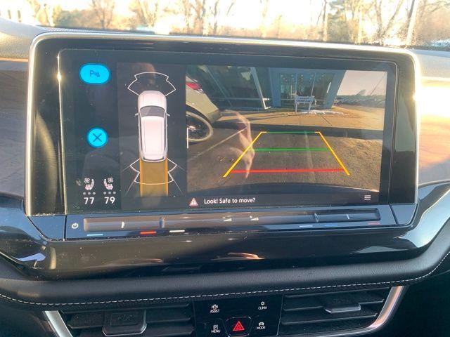 used 2025 Volkswagen Atlas car, priced at $32,488