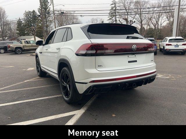 new 2026 Volkswagen Atlas Cross Sport car, priced at $52,553