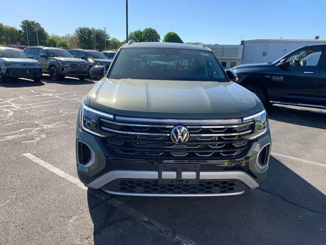 new 2026 Volkswagen Atlas car, priced at $50,423