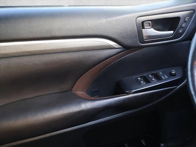 used 2026 Subaru Outback car, priced at $33,652