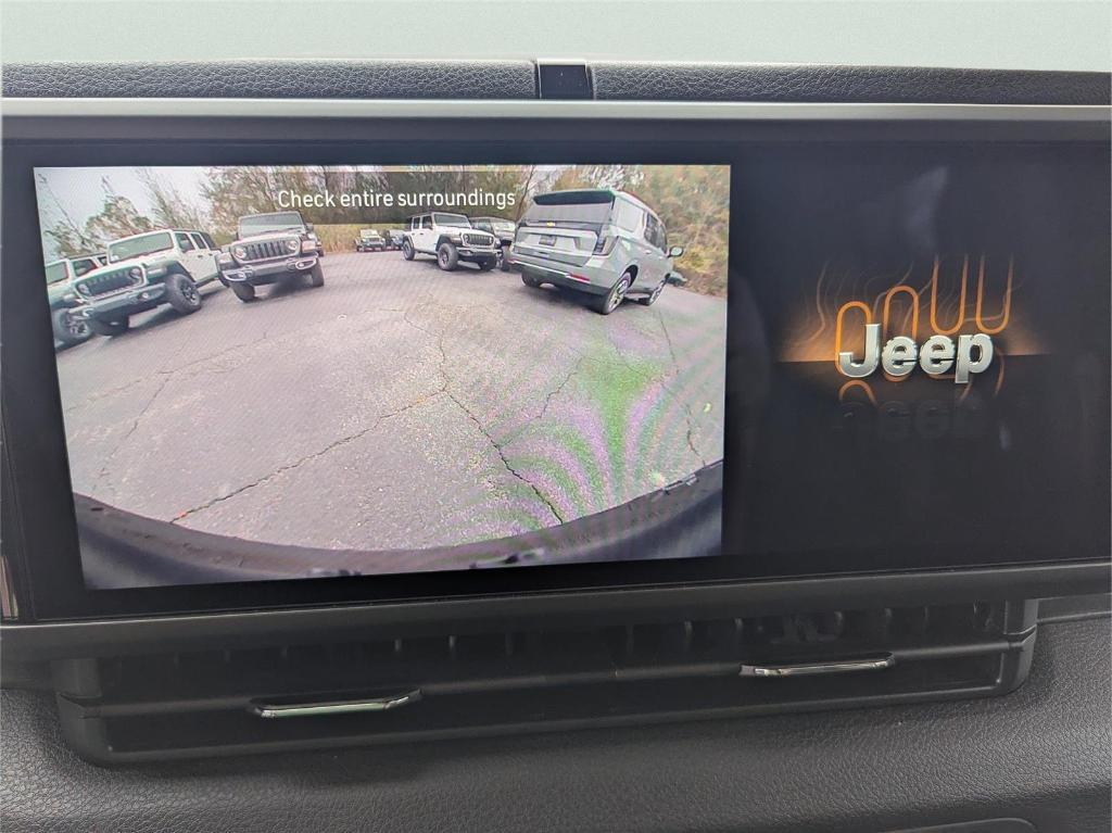 new 2025 Jeep Wrangler car, priced at $41,118