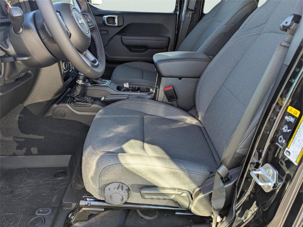 new 2026 Jeep Wrangler car, priced at $47,754