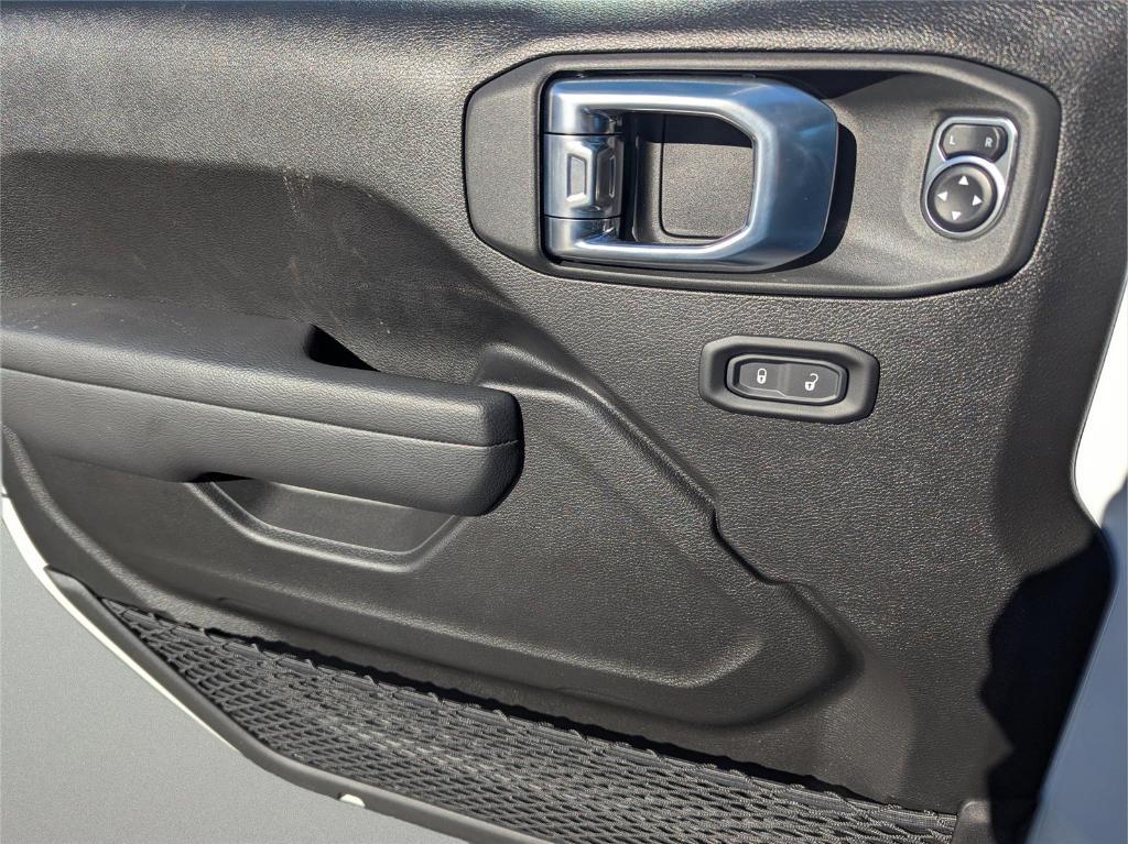 new 2026 Jeep Wrangler car, priced at $56,245