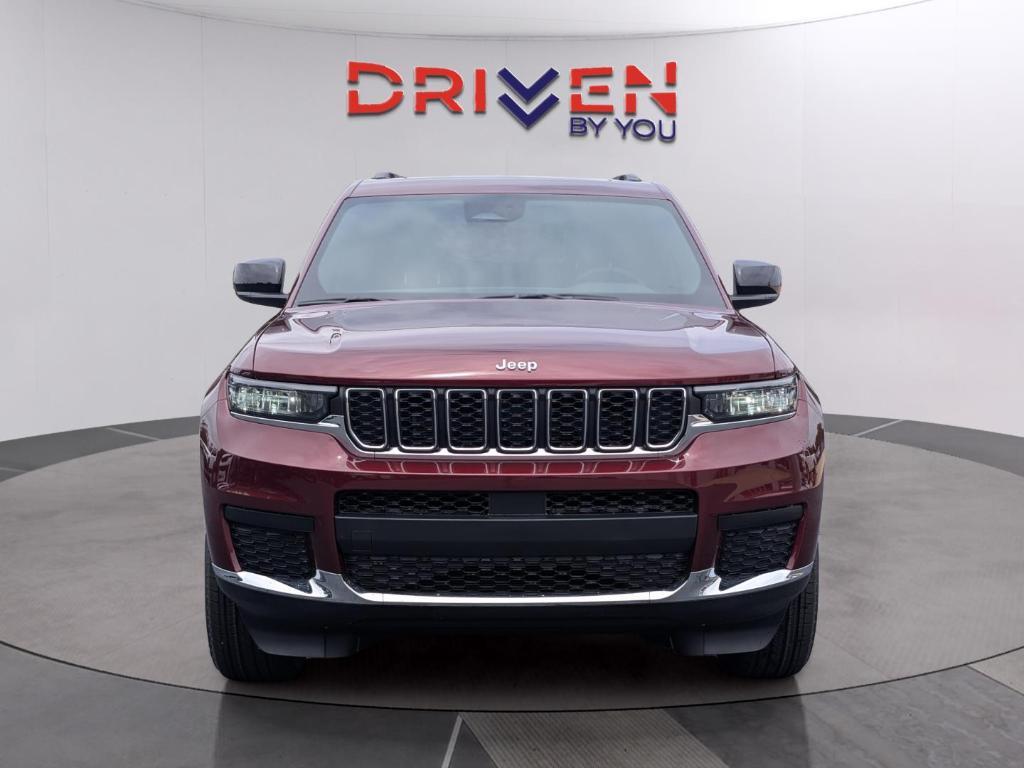 new 2026 Jeep Grand Cherokee L car, priced at $43,297