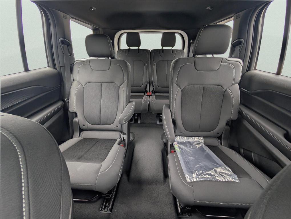 new 2026 Jeep Grand Cherokee L car, priced at $43,297