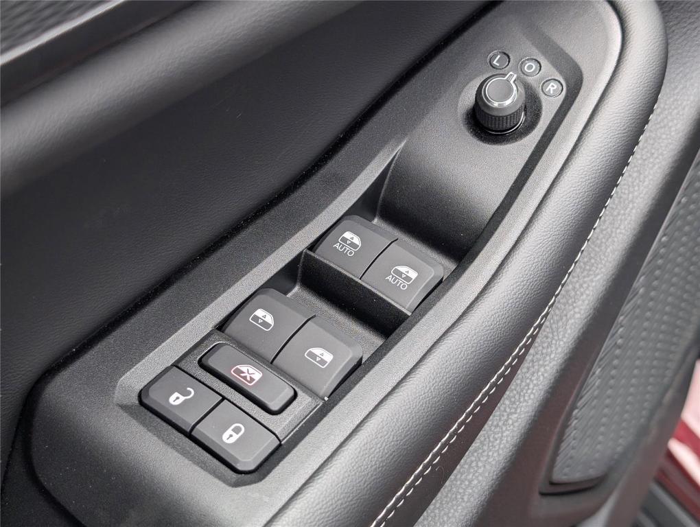 new 2026 Jeep Grand Cherokee L car, priced at $43,297