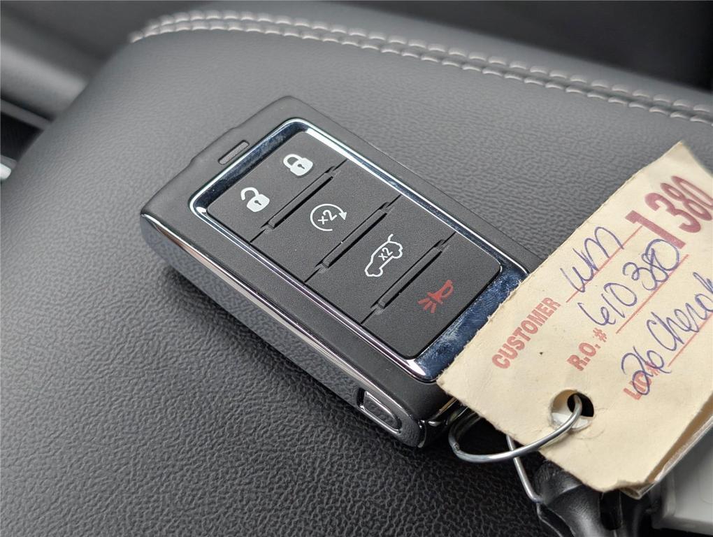 new 2026 Jeep Grand Cherokee L car, priced at $43,297